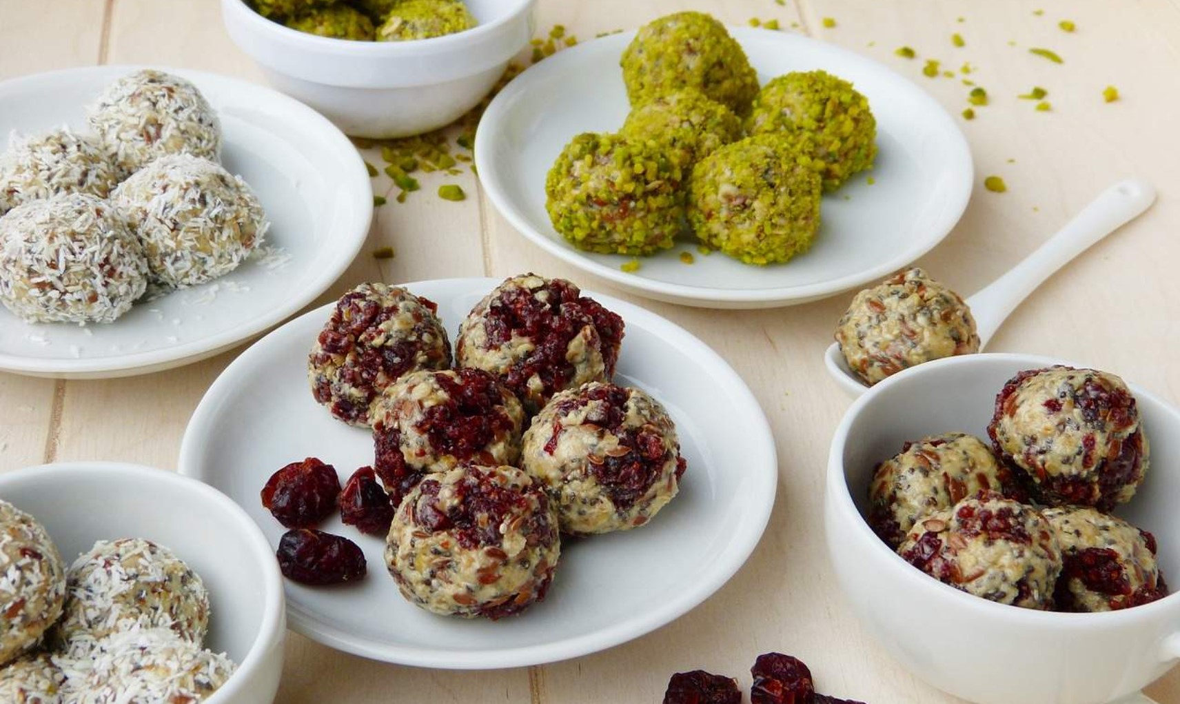 Domě tips Chutne-rychle-nepecene-cukrovi-Recept-na-Slavnostni-Veceri-1745237013 Chutné rychlé nepečené cukroví: Recept na Slavnostní Večeři recepty  