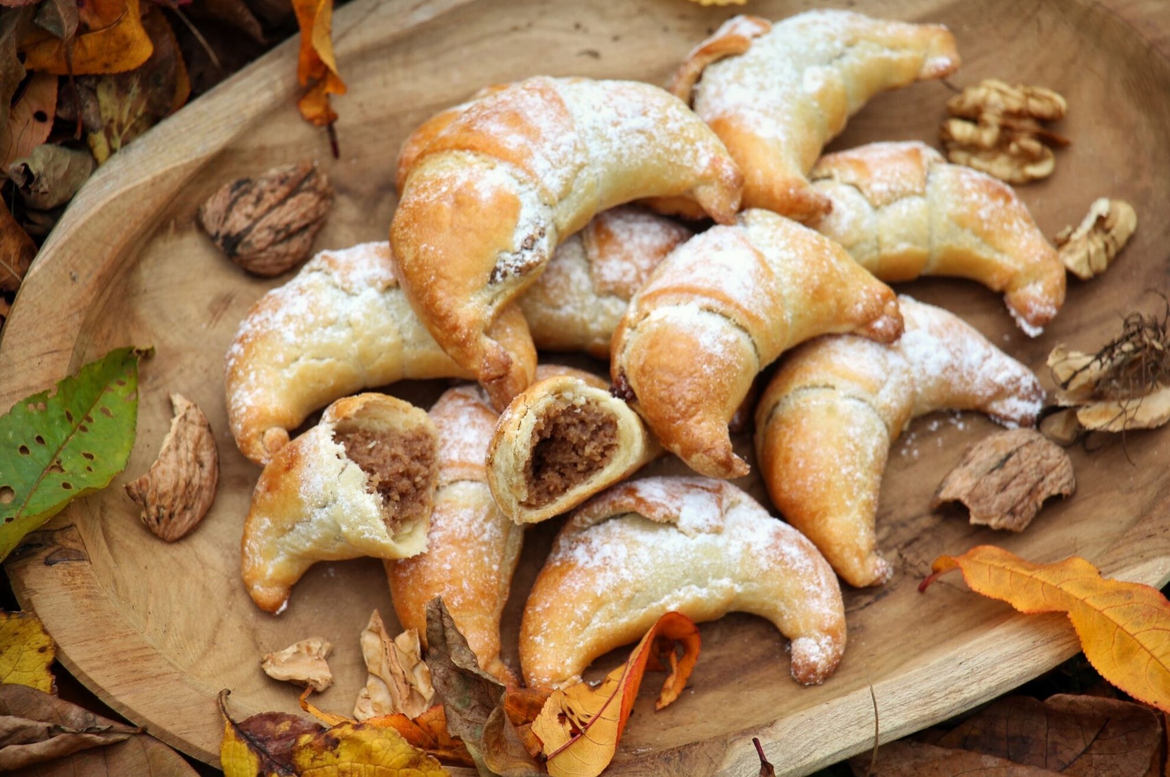 Domě tips Nejlepsi-svatomartinske-rohlicky-Tradicni-Cesky-Recept-1745237299 Nejlepší svatomartinské rohlíčky: Tradiční Český Recept recepty  