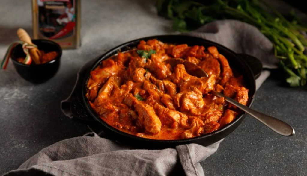 Domě tips Perfektni-kure-na-paprice-pohlreich-Recept-pro-Zacatecniky-1745241521-1024x588 Perfektní kuře na paprice pohlreich: Recept pro Začátečníky recepty  